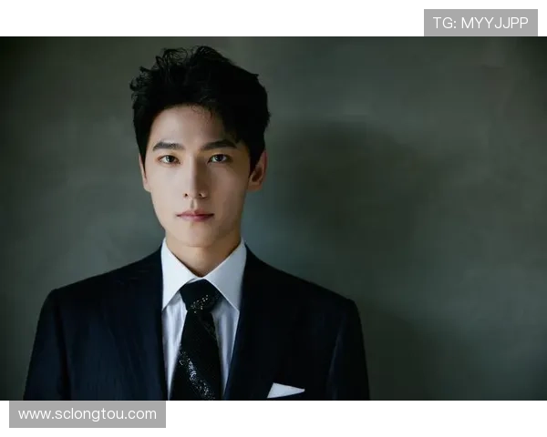 杨洋:荧屏上的翩翩君子,演技与魅力并存的时代男神 杨洋:荧屏上的翩翩君子,演技与魅力并存的时代男神